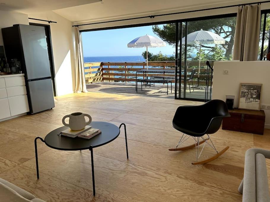 Cabanon Moderne, Les Pieds Dans L'Eau, 2 Chambres Le Pradet Exterior photo